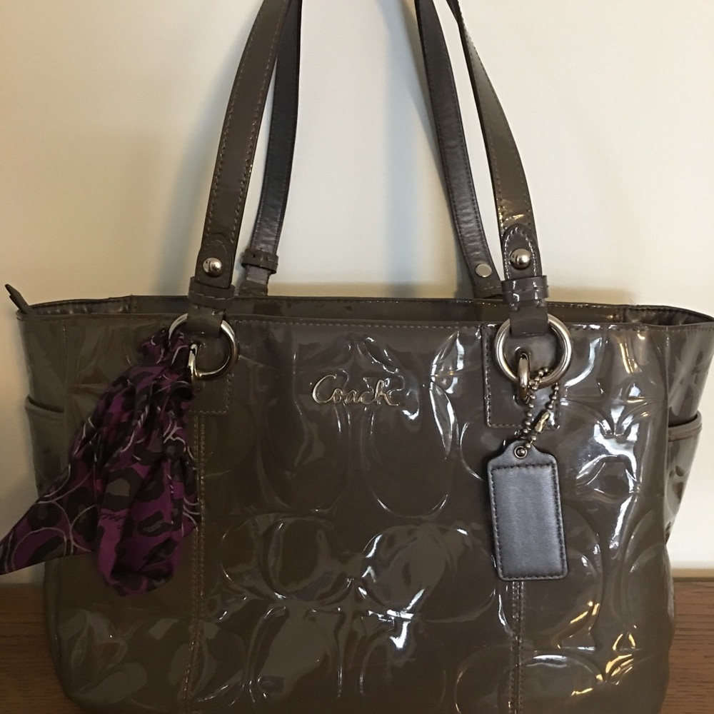 Coach patent leather purse